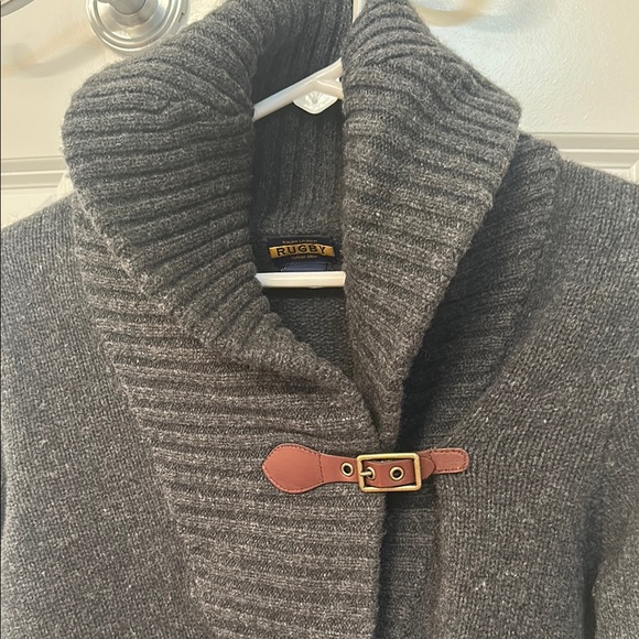 Ralph Lauren shawl collar sweater with leather closure - Picture 2 of 2